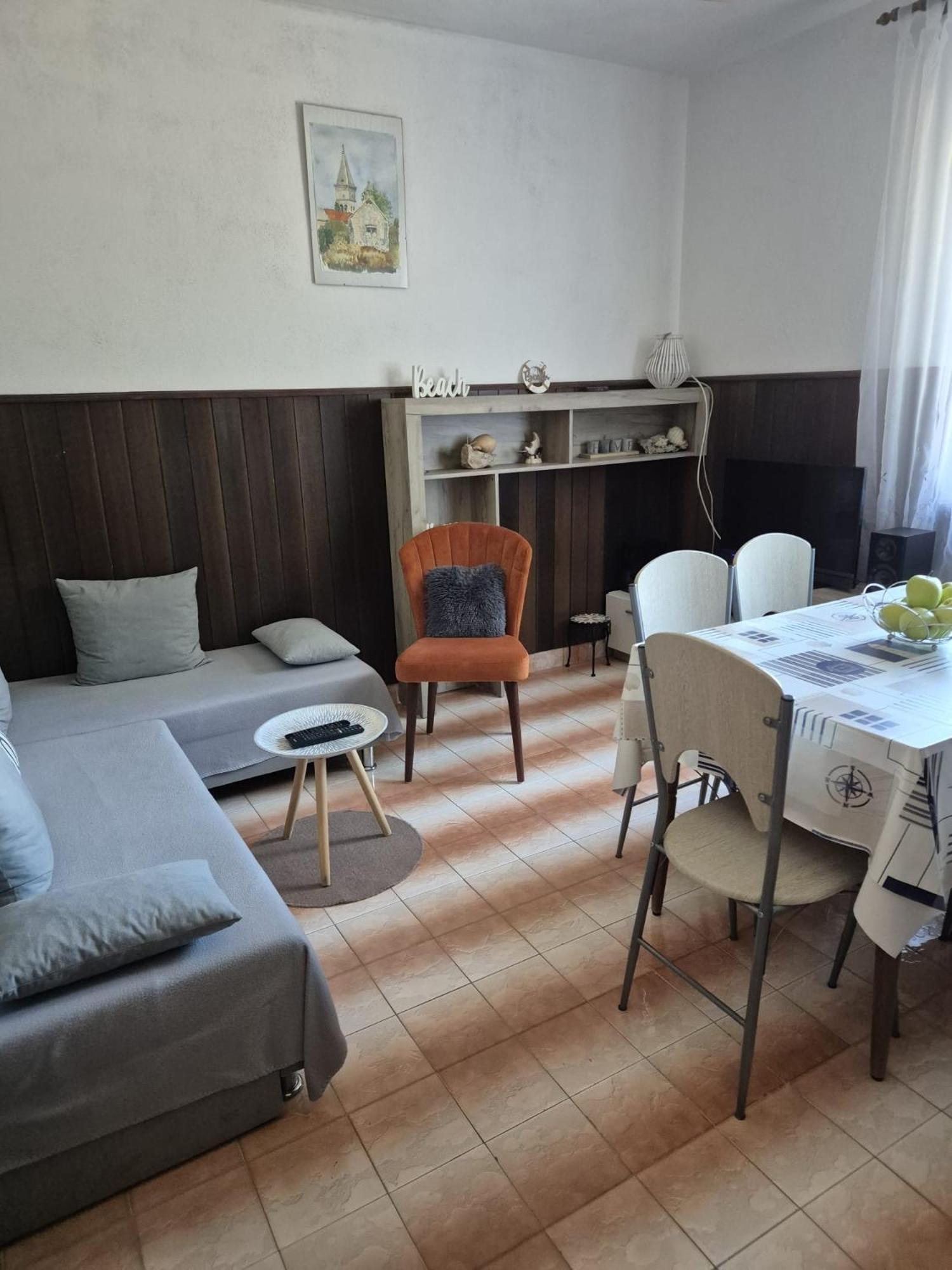 Apartmani Ino Škrip Eksteriør billede