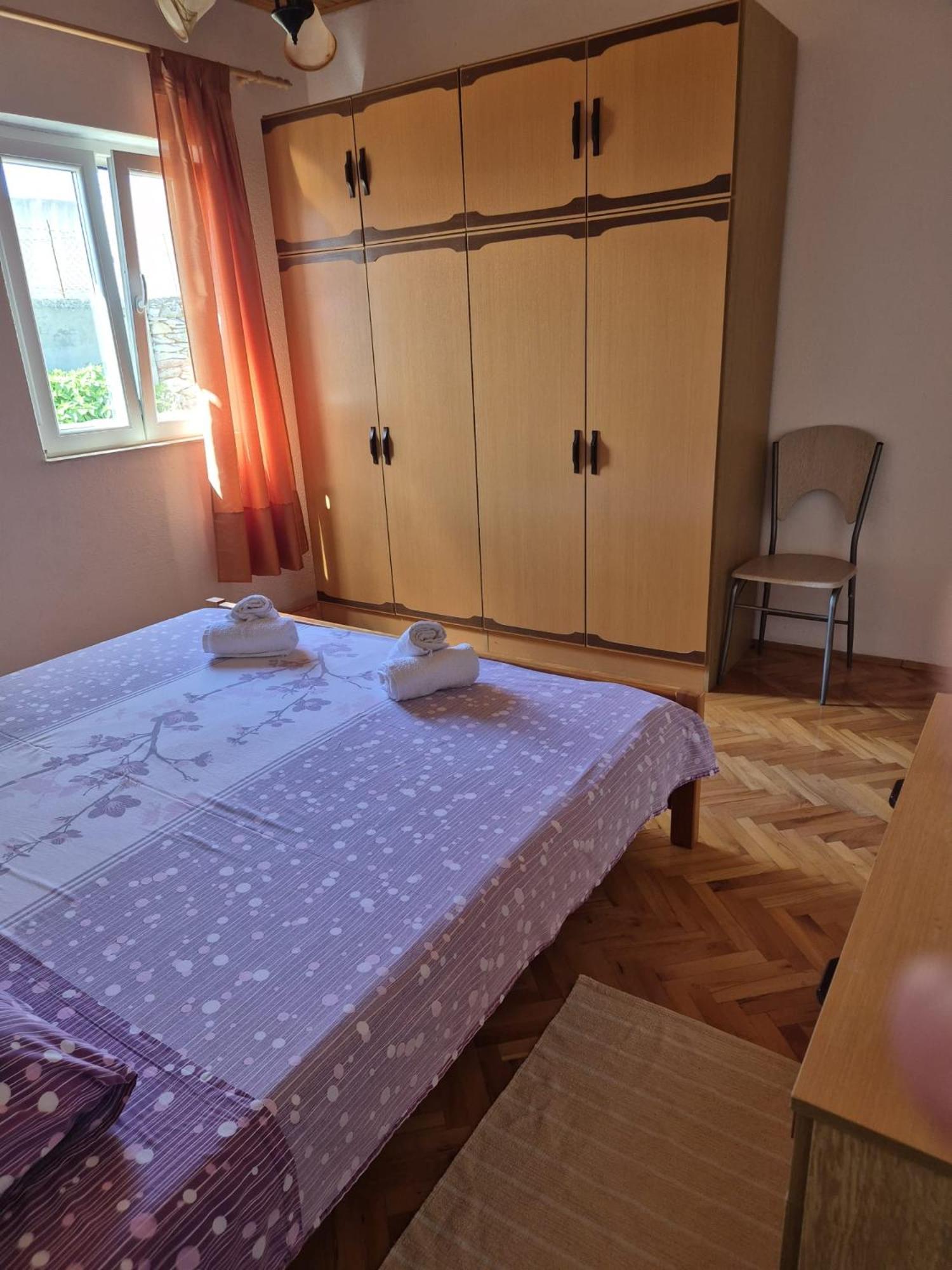 Apartmani Ino Škrip Eksteriør billede